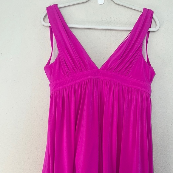 Elegant Pink One-Piece Swimsuit - Picture 3 of 6